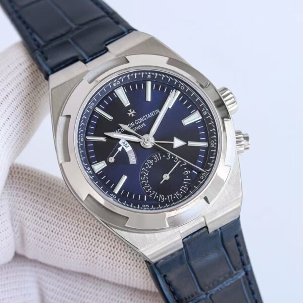 Vacheron Constantin Overseas collection, model 7900V