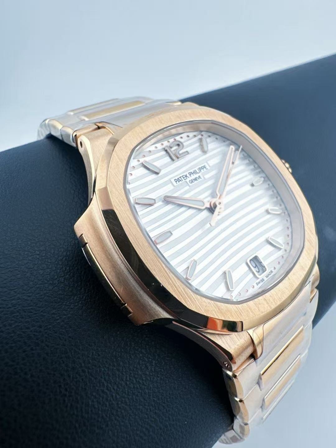 Patek Philippe Nautilus 5711/1A-001 (Copy) - Image 5