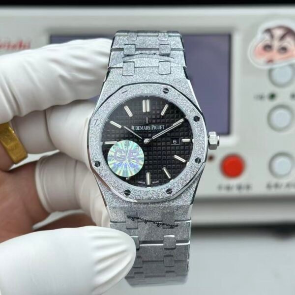 Audemars Piguet Royal Oak 67651OR Ladies' Watch