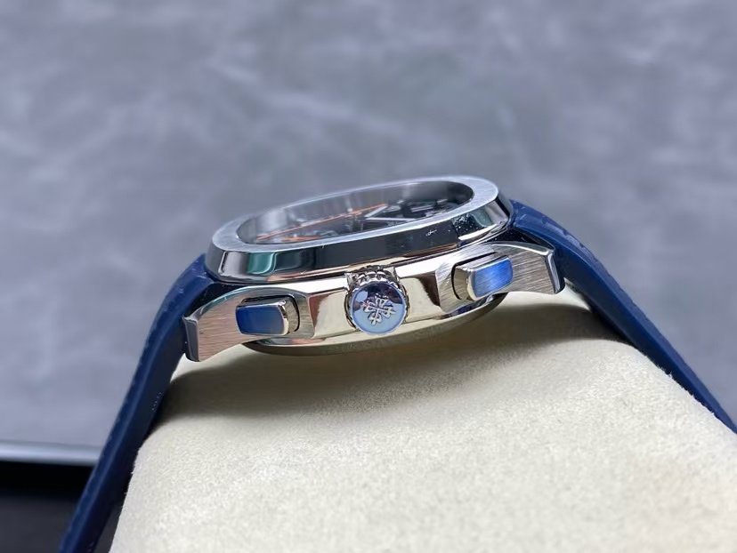 Patek Philippe Aquanaut 5968A - Image 7