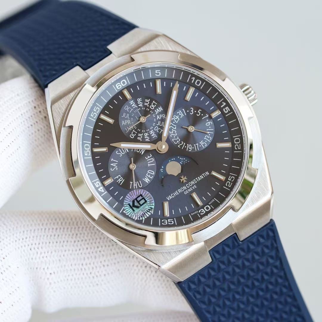 Vacheron Constantin Overseas 4300V/120G-B102 - Image 3