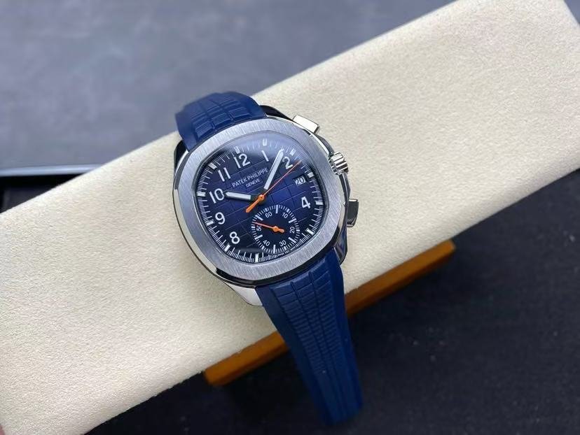 Patek Philippe Aquanaut 5968A - Image 4